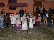 Rozsvícení stromečku u MŠ